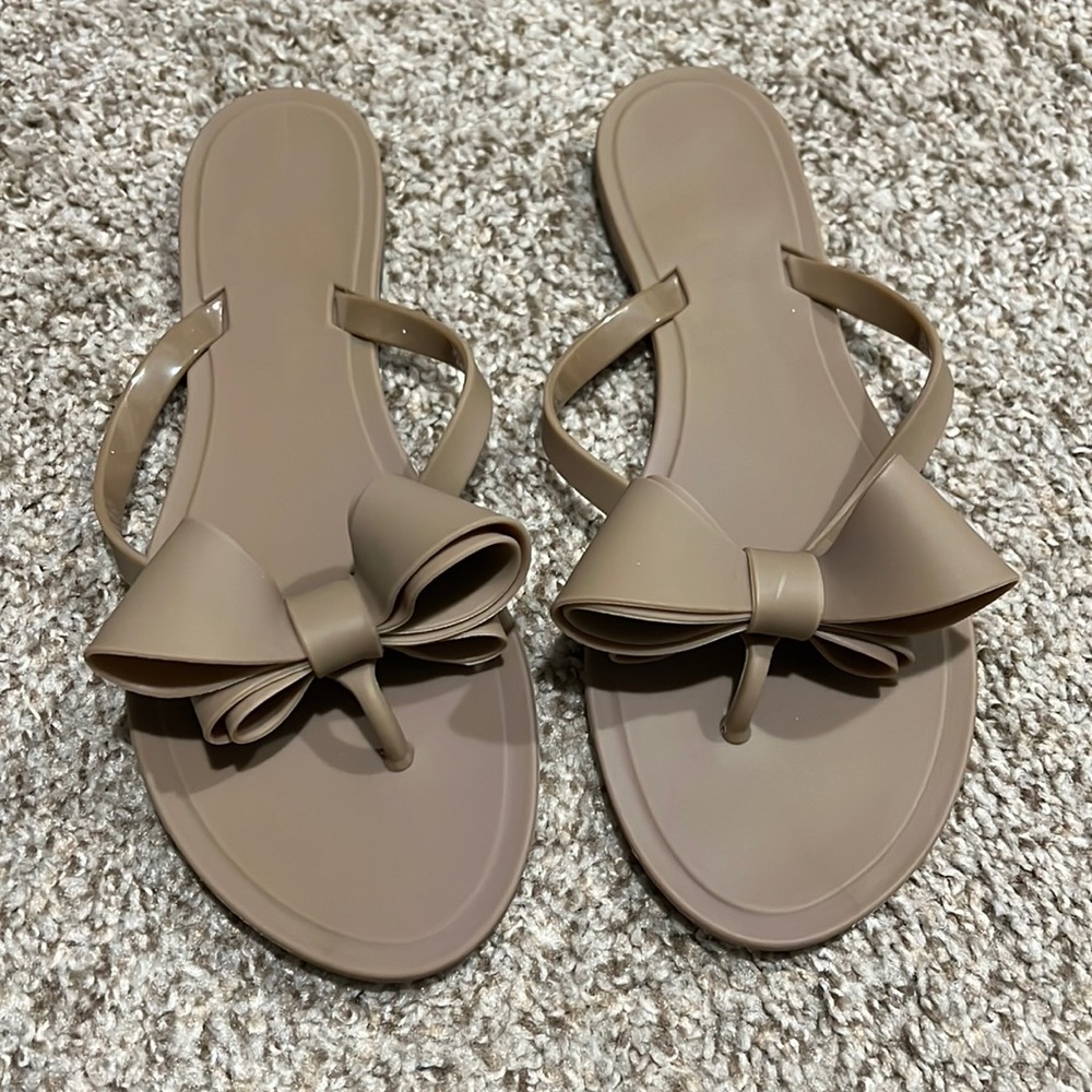 Tan Bow sandals